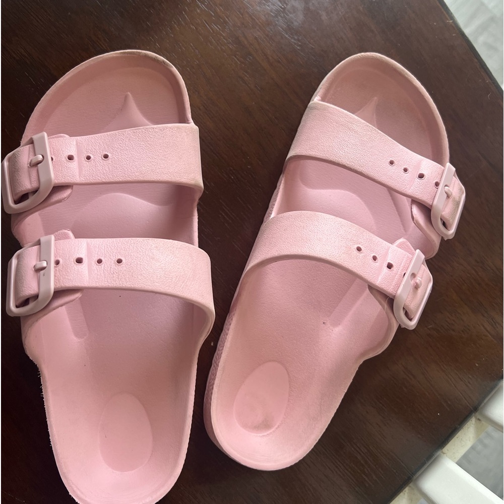 Girls size 2 sandals